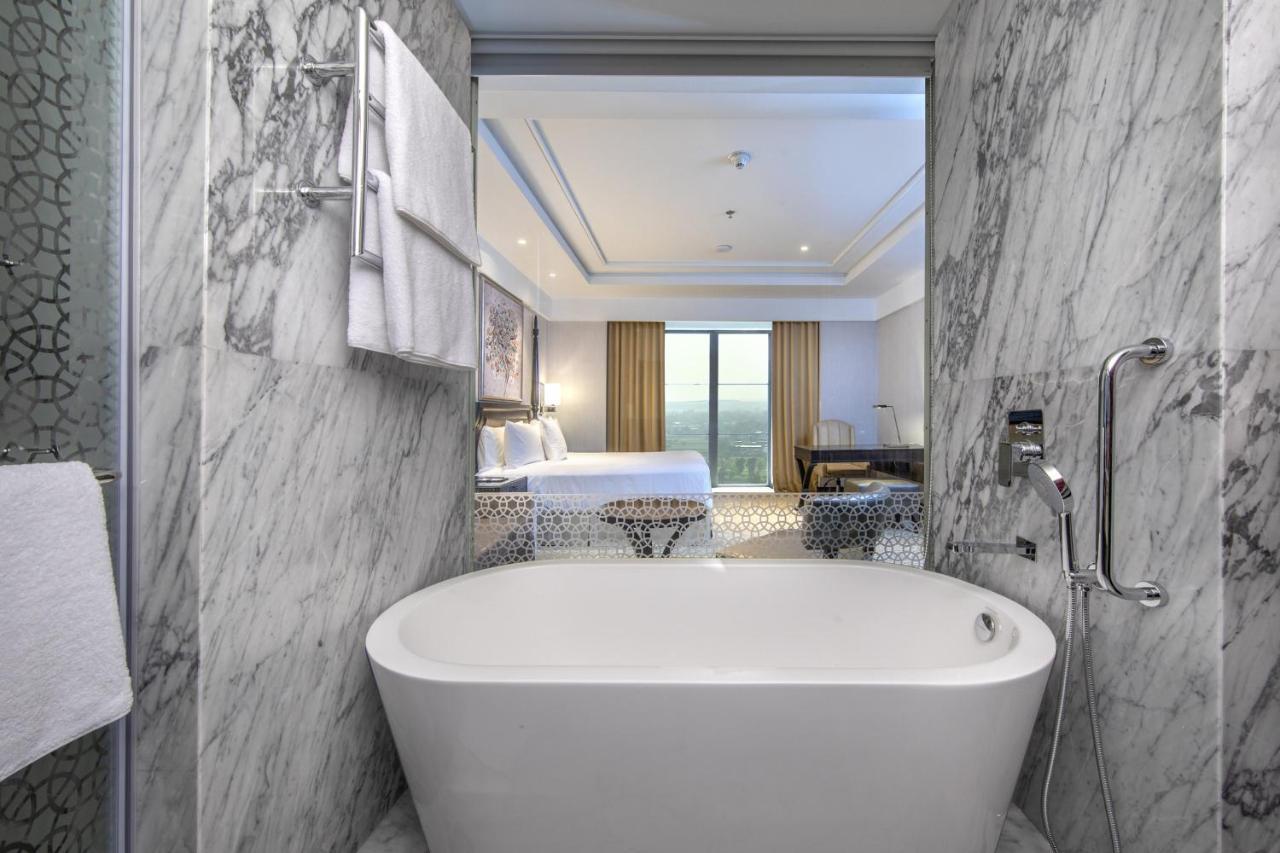 Itc Royal Bengal, A Luxury Collection Hotel, Calcutta Buitenkant foto Bathroom